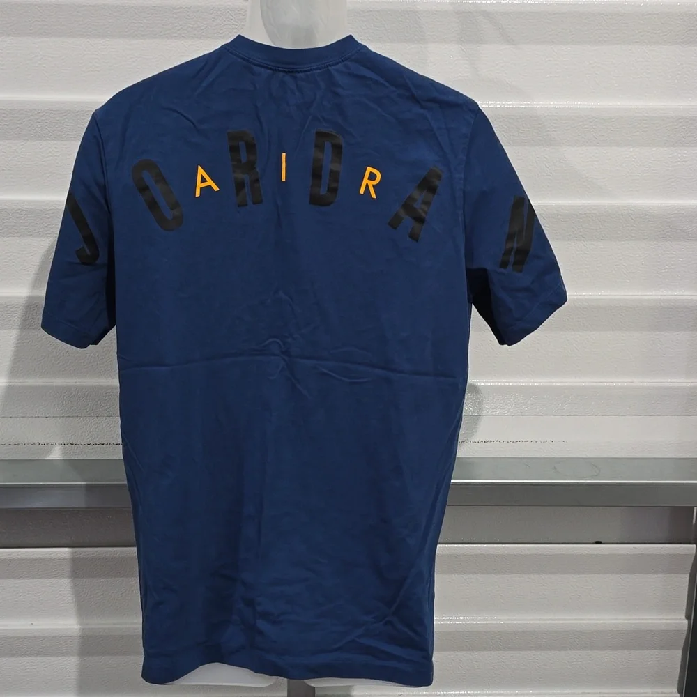 Jordan Blue Short Sleeve Tee with Crew Neck‎ Size Large